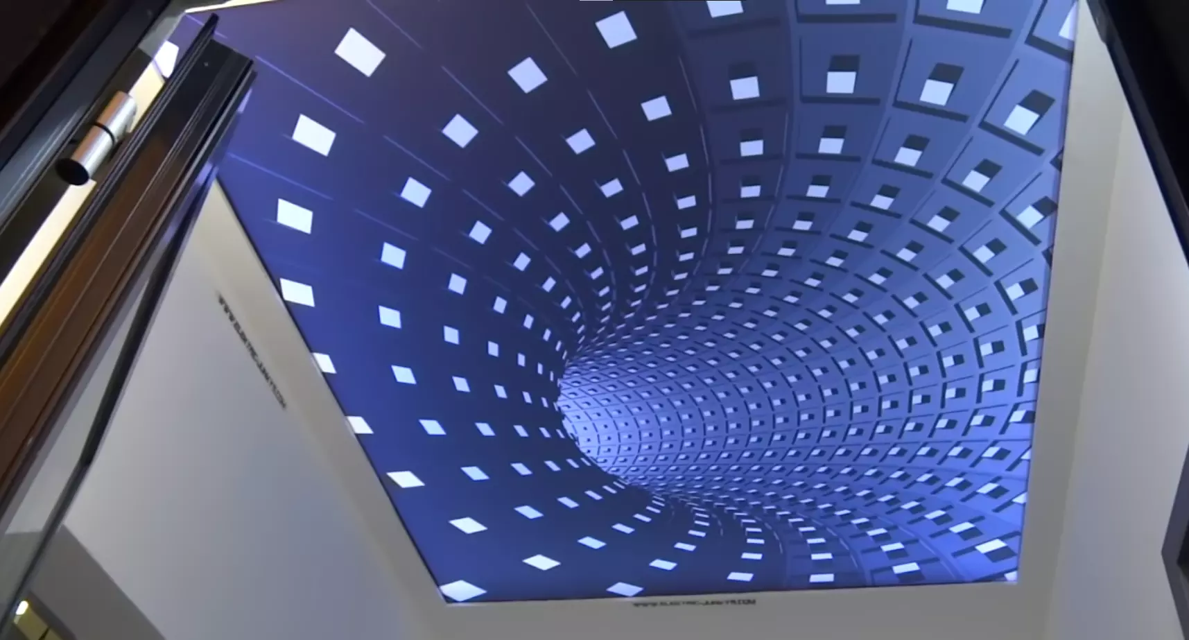 Луганск, Ленина, 126, фото 3