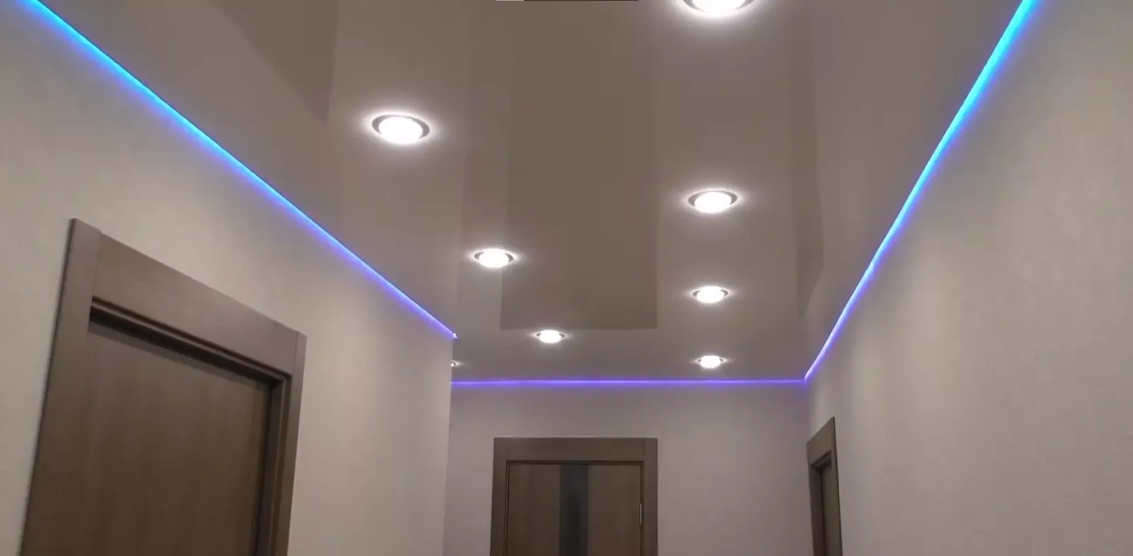 Глянцевый парящий натяжной потолок — Краснодар, Будённого, 2, фото 1